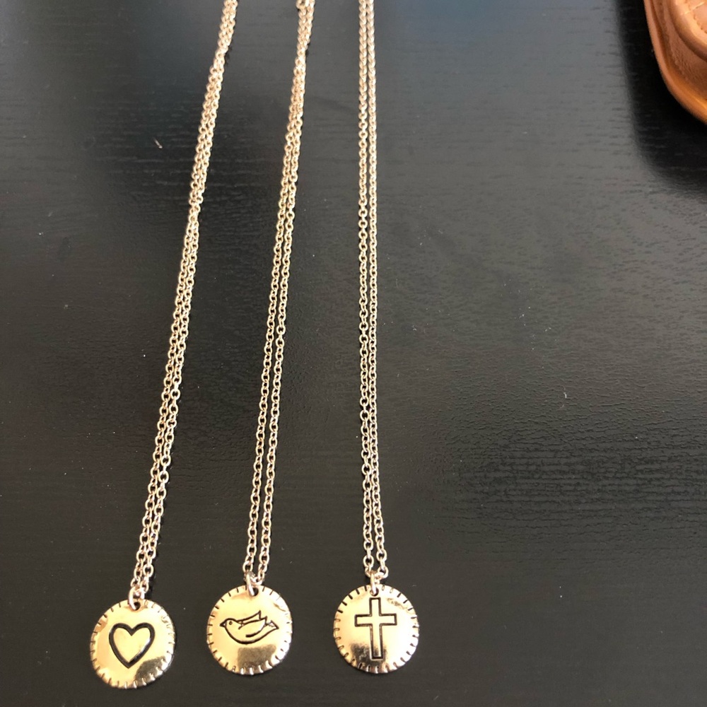 Necklace - Picture 2 of 4